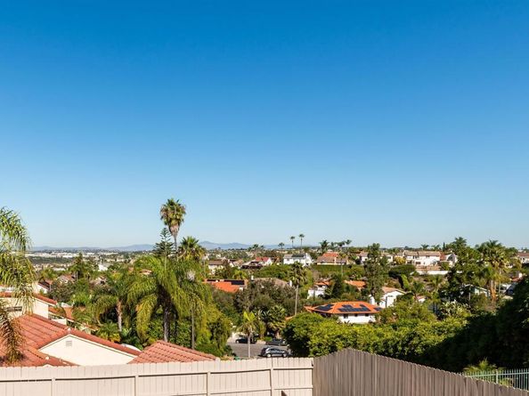 2568 Abedul Street, Carlsbad CA 92009