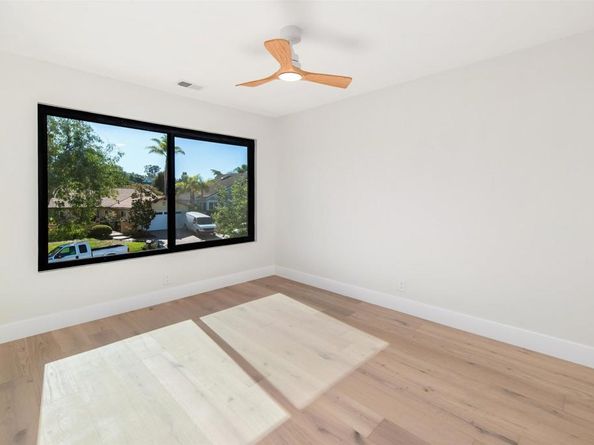 2568 Abedul Street, Carlsbad CA 92009