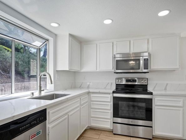4215 Esperanza Way, Oceanside CA 92056