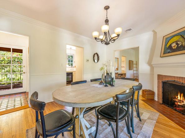 3243 Menlo Drive, Glendale CA 91208