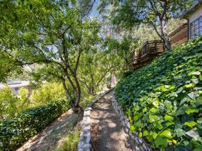 3243 Menlo Drive, Glendale CA 91208