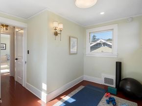 1046 N Michigan Avenue, Pasadena CA 91104