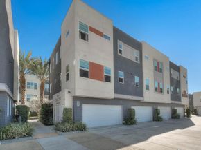 2041 W Place Drive, Costa Mesa CA 92627