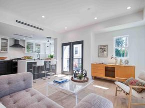 1901 N Stoke Lane, Los Angeles CA 90068