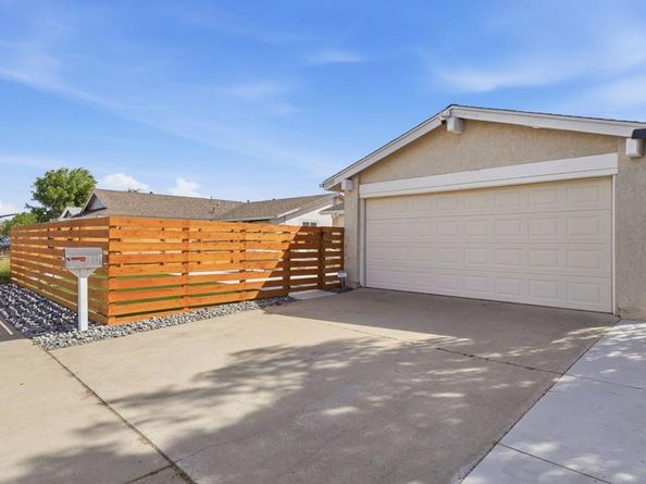 11397 Polaris Drive, San Diego CA 92126