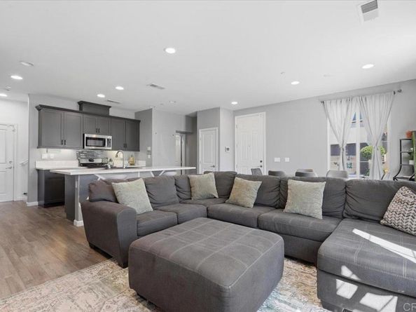 1800 Saltaire Place 23, San Diego CA 92154