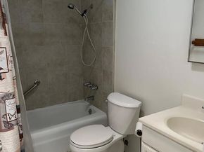 5676 Chateau Dr, San Diego CA 92117