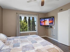 5676 Chateau Dr, San Diego CA 92117