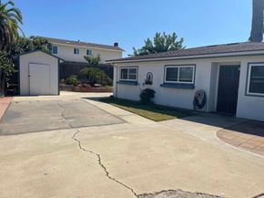 5676 Chateau Dr, San Diego CA 92117