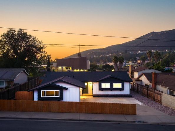 6548 Bantam Lake Circle, San Diego CA 92119