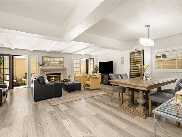 111 Geneva walk, Long Beach CA 90803