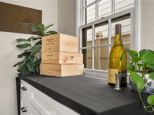 111 Geneva walk, Long Beach CA 90803