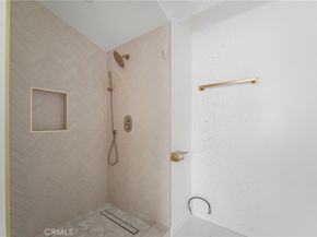 11946 Aneta, Culver City CA 90230
