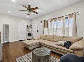 932 Coronado Avenue, Long Beach CA 90804