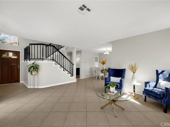 331 E Phillips, Pomona CA 91766