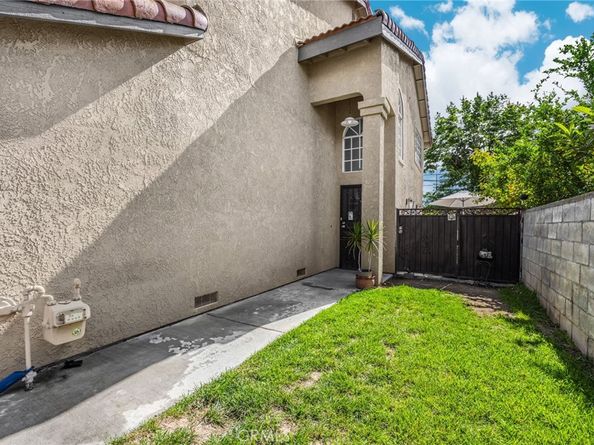 331 E Phillips, Pomona CA 91766