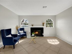 331 E Phillips, Pomona CA 91766