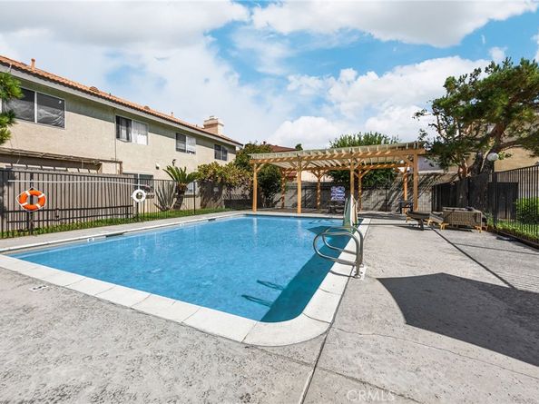 331 E Phillips, Pomona CA 91766