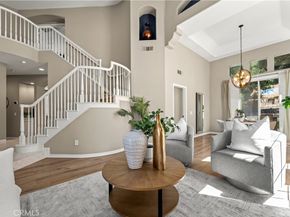 7668 E Hollow Oak, Anaheim Hills CA 92808