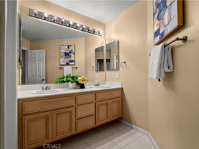 7668 E Hollow Oak, Anaheim Hills CA 92808