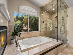 7668 E Hollow Oak, Anaheim Hills CA 92808