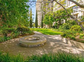 2170 Century Park East E, Los Angeles CA 90067