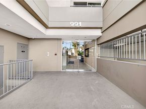 991 Arapahoe Street 308A, Los Angeles CA 90006