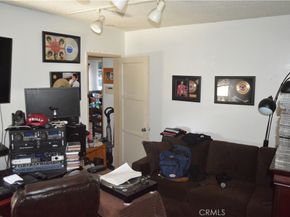 1310 Poindexter Street, Los Angeles CA 90044