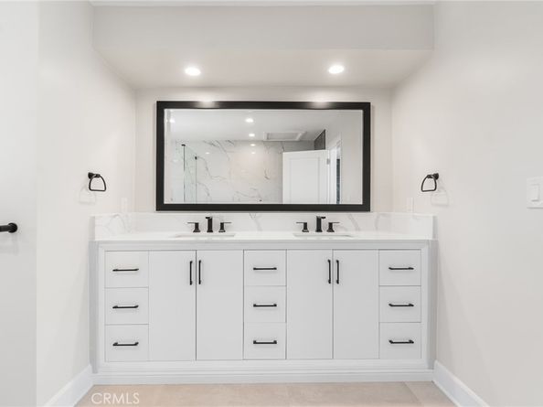 18311 Chase Street, Northridge CA 91325