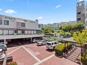 520 The Village 113, Redondo Beach CA 90277