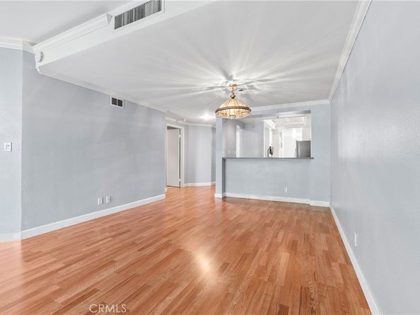 520 The Village 113, Redondo Beach CA 90277