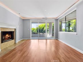 520 The Village 113, Redondo Beach CA 90277