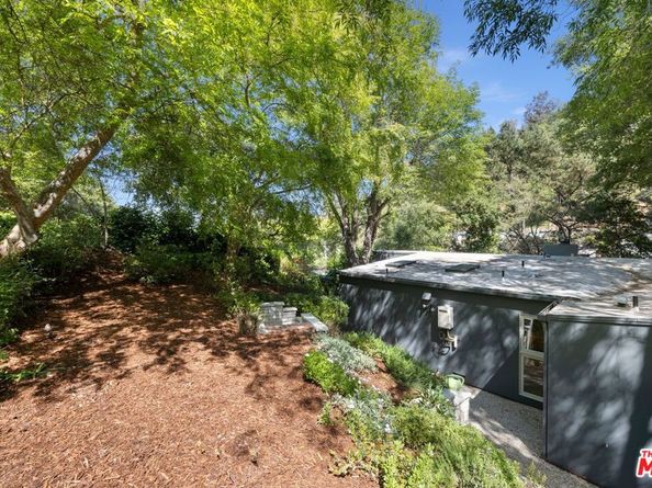 8811 Wonderland Avenue, Los Angeles CA 90046