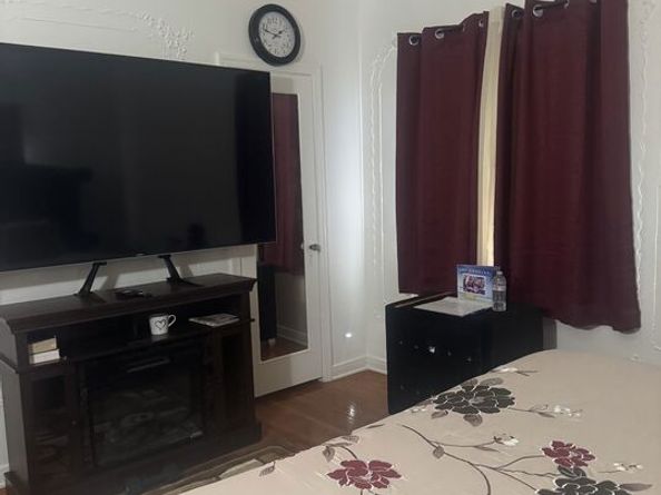4116 Garthwaite Avenue, Los Angeles CA 90008