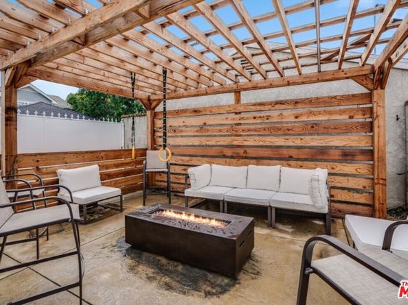 5514 Woodman Avenue, Sherman Oaks CA 91401