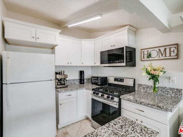 5514 Woodman Avenue, Sherman Oaks CA 91401