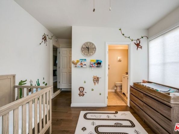 5514 Woodman Avenue, Sherman Oaks CA 91401