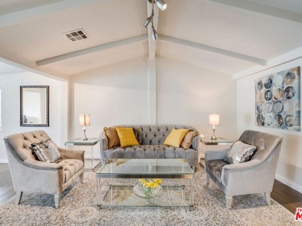 5514 Woodman Avenue, Sherman Oaks CA 91401