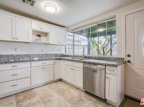 5514 Woodman Avenue, Sherman Oaks CA 91401