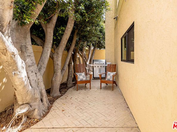 2613 5th Street, Santa Monica CA 90405
