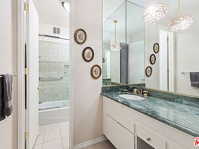 4949 Genesta Avenue 112A, Encino CA 91316