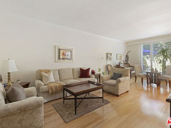 4949 Genesta Avenue 112A, Encino CA 91316