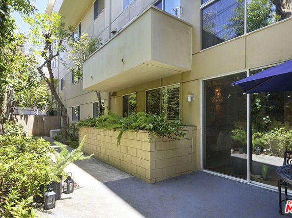 4949 Genesta Avenue 112A, Encino CA 91316