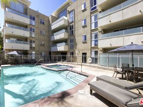 4949 Genesta Avenue 112A, Encino CA 91316