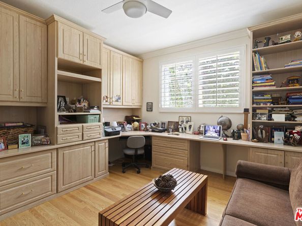 4949 Genesta Avenue 112A, Encino CA 91316