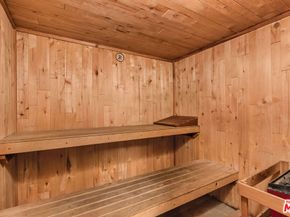 4949 Genesta Avenue 112A, Encino CA 91316