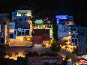 2028 Stradella Road, Los Angeles CA 90077