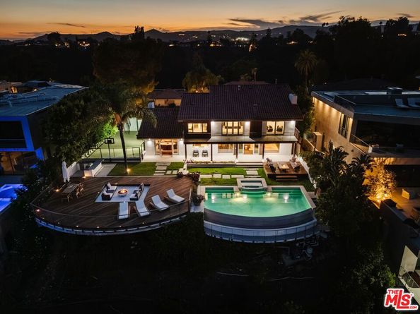 2028 Stradella Road, Los Angeles CA 90077