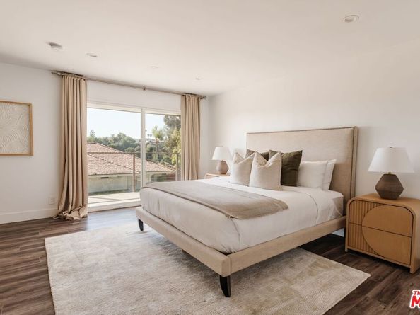 2028 Stradella Road, Los Angeles CA 90077