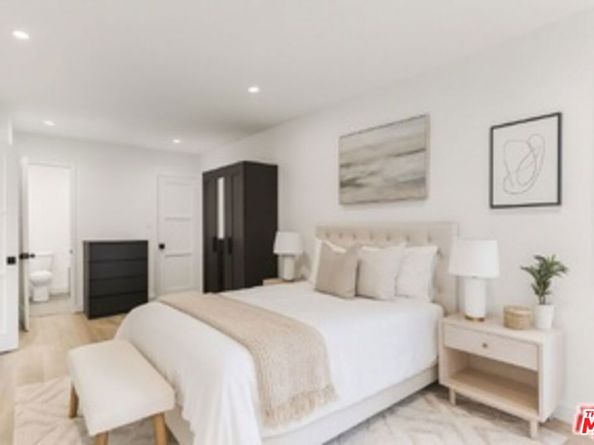 11710 Hartsook Street, Valley Village CA 91607